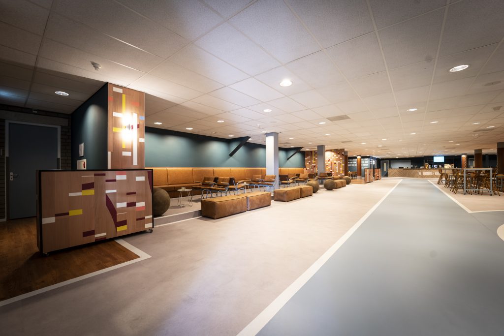sportfoyer, baanwielrennen, baanwielrenbaan, indoor atletiekbaan, VIP lounge, VIP area